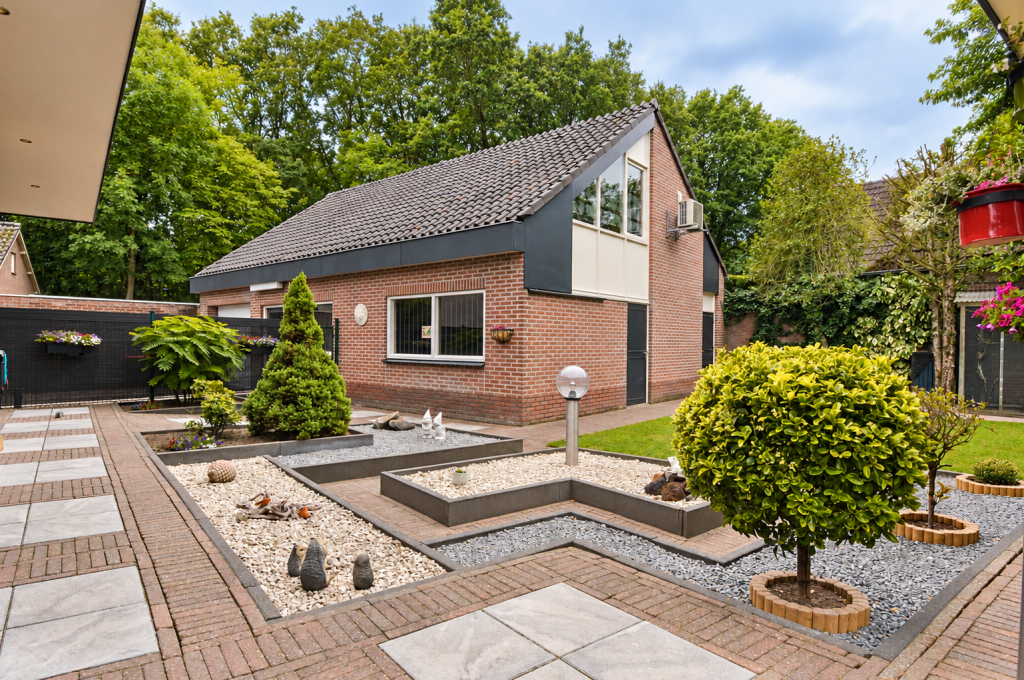 Vrijstaande woning te koop: Milhezerweg 7, Deurne