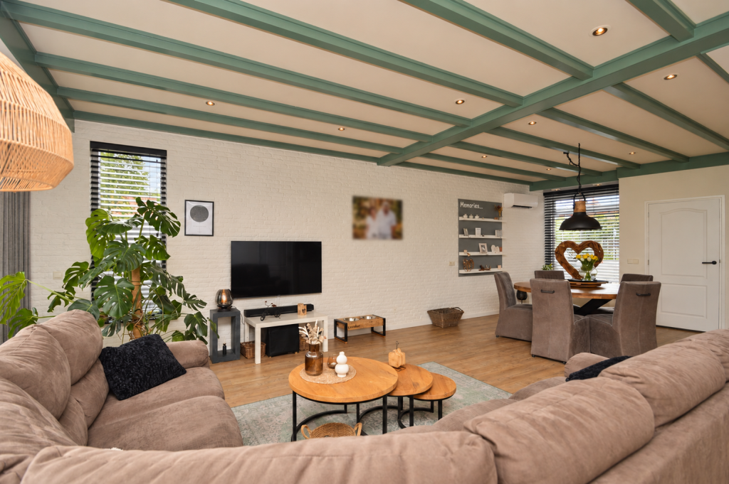 Vrijstaande woning te koop: Milhezerweg 7, Deurne