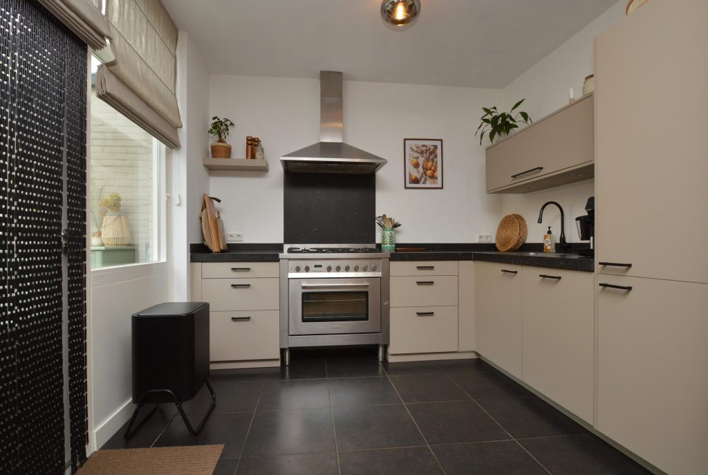 Hoekwoning te koop: Niers 25, Deurne