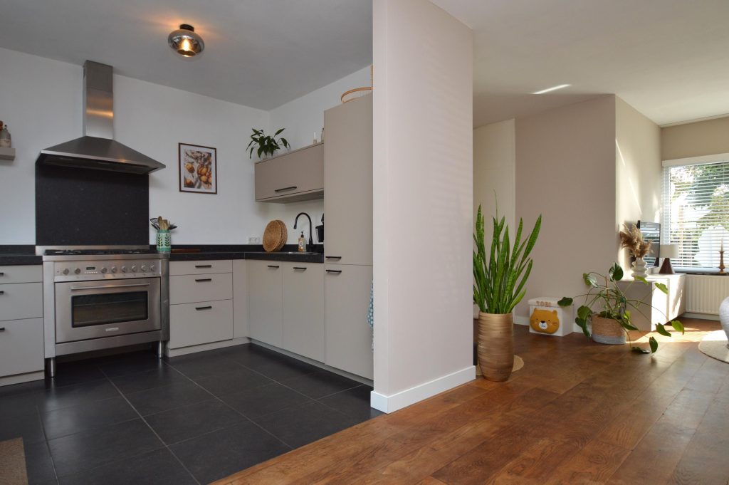 Hoekwoning te koop: Niers 25, Deurne