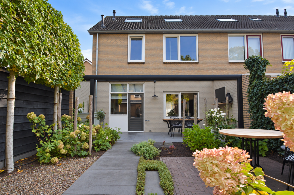 Hoekwoning te koop: Niers 25, Deurne