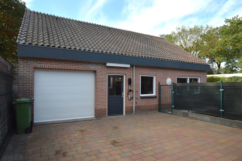 Vrijstaande woning te koop: Milhezerweg 7, Deurne